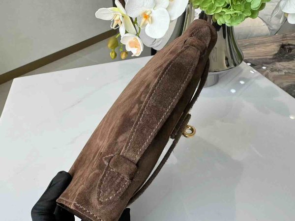 Hermès Kelly Pochette Suede Dark Brown x Gold Hardware