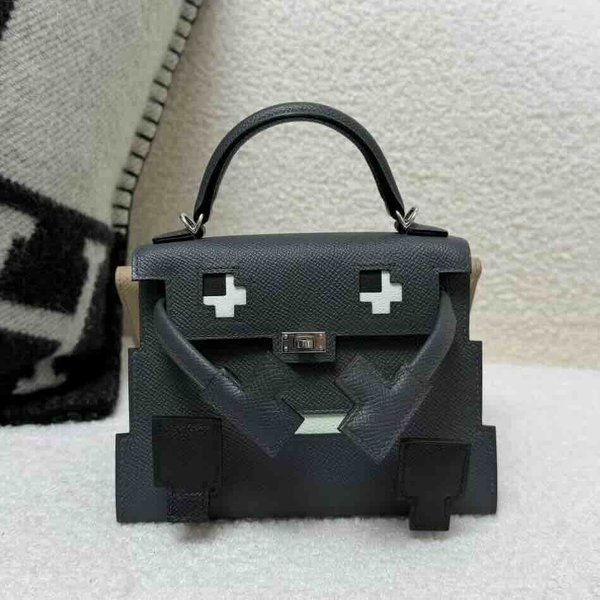 Hermès Kelly Doll Picto Epsom Gris Mouette x Palladium Hardware