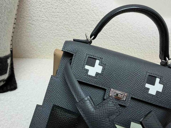 Hermès Kelly Doll Picto Epsom Gris Mouette x Palladium Hardware