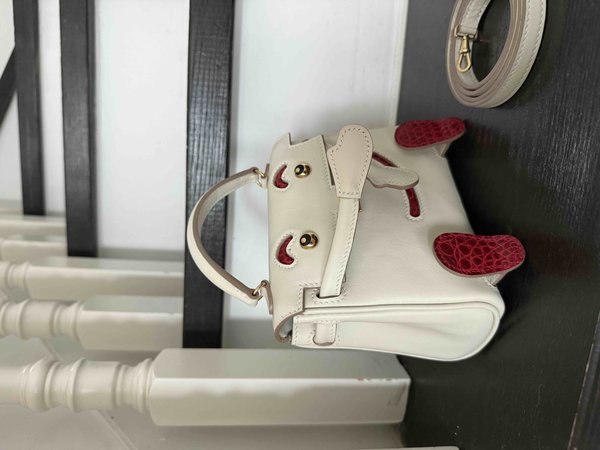 Hermès Kelly Doll Craie Swift with Rouge H Alligator Details and Gold Hardware