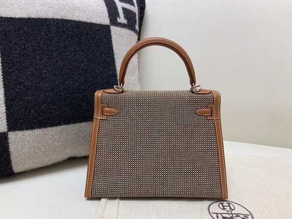 Hermès Kelly 25 Toile H Canvas and Barenia Faubourg Leather with Palladium Hardware