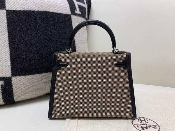 Hermès Kelly 25 Toile H and Swift Leather in Noir x Palladium Hardware