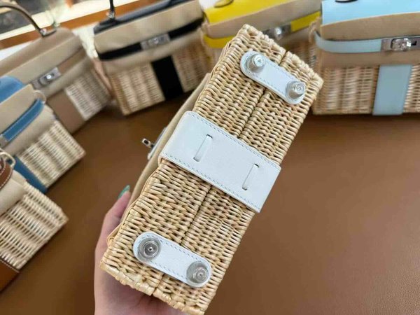 Hermès Mini Kelly Picnic Wicker Pure White x Palladium Hardware