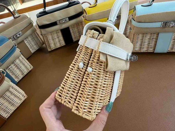 Hermès Mini Kelly Picnic Wicker Pure White x Palladium Hardware