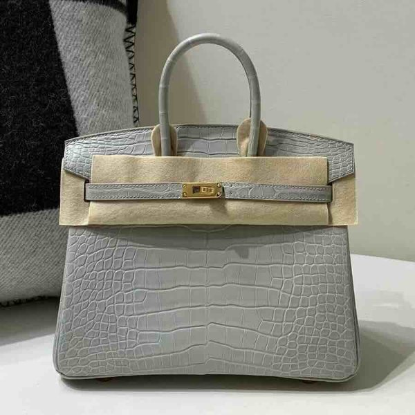 Hermès Birkin 25 Alligator Matte Gris Perle (80 Pearl Grey) x Gold Hardware