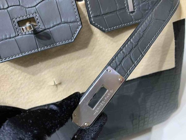Hermès Birkin 35 Matte Alligator Gris Graphite x Palladium Hardware