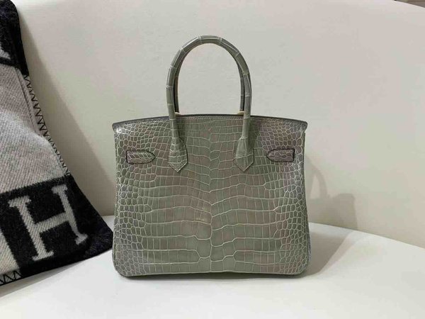 Hermès Birkin 30 Shiny Porosus Crocodile Gris Tourterelle x Palladium Hardware