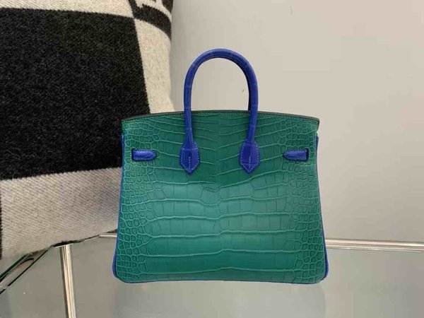 Hermès Birkin 25 Touch Vert Cypres & Bleu Electrique Matte Alligator x Gold Hardware