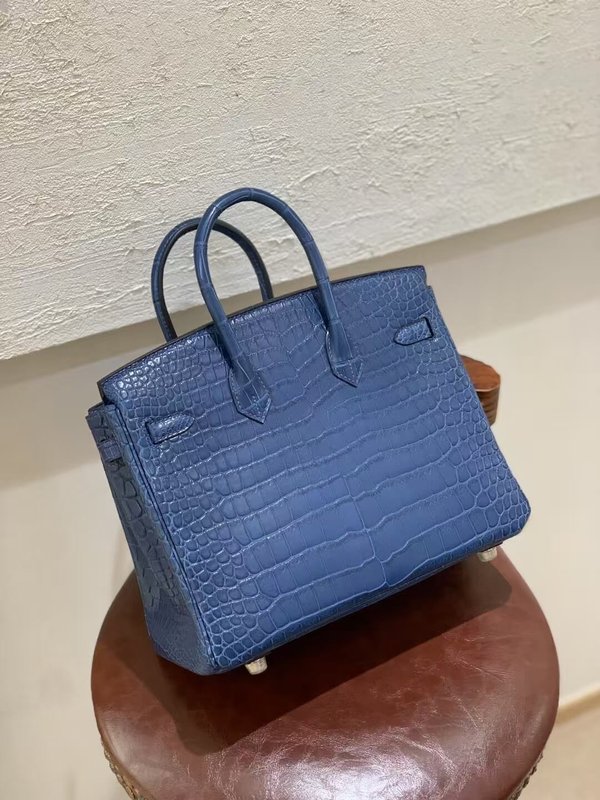 Hermès Birkin 25 Bleu Nuit Shiny Alligator Bag x Palladium Hardware