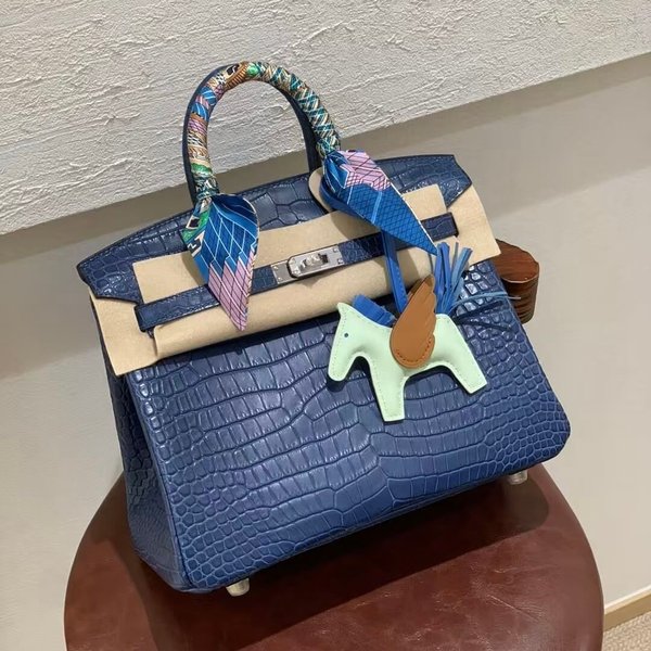 Hermès Birkin 25 Bleu Nuit Shiny Alligator Bag x Palladium Hardware