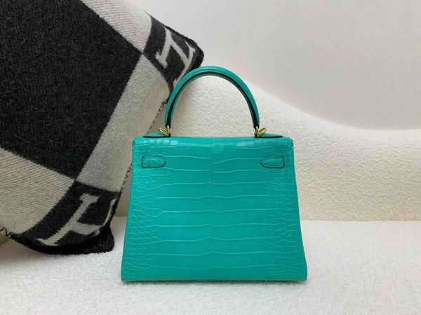 Hermès Kelly 25 Matte Alligator Lagoon with Gold Hardware