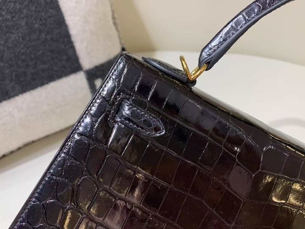 Hermès Kelly 25 Sellier Shiny Porosus Alligator Noir Gold Hardware
