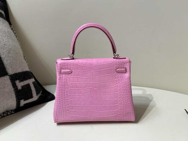 Hermès Kelly 25 Matte Alligator Sakura Pink – Palladium Hardware