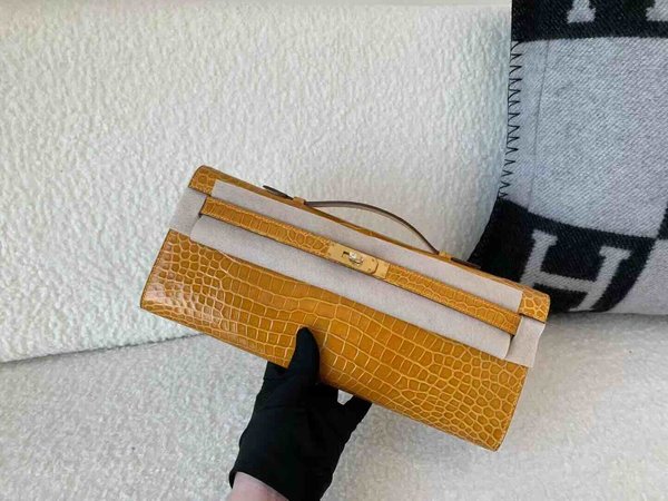 Hermès Kelly Cut 31 Shiny Porosus Crocodile Amber (Gold Family) x Gold Hardware