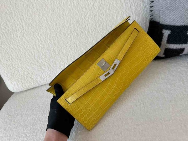 Kelly Cut 31 Matte Porosus Crocodile Soufre x Diamond Hardware