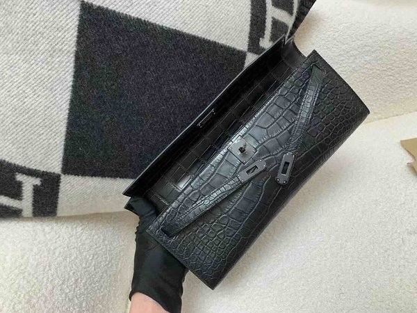 Hermès Kelly Cut 31 Matte Alligator Noir (Gunmetal)