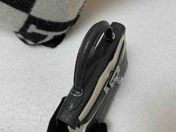 Mini Kelly II Matte Alligator Gris Graphite x Palladium Hardware