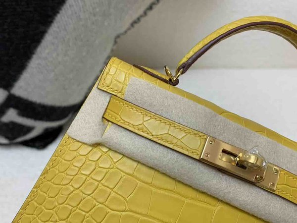Hermès Mini Kelly II Matte Alligator Amber Yellow x Gold Hardware