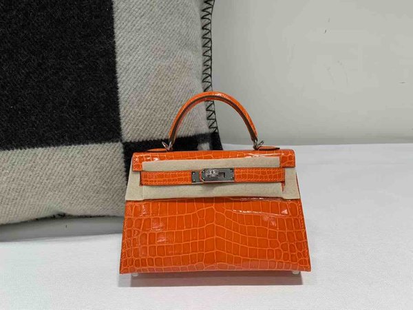 Hermès Mini Kelly II Shiny Niloticus Crocodile Orange x Palladium Hardware