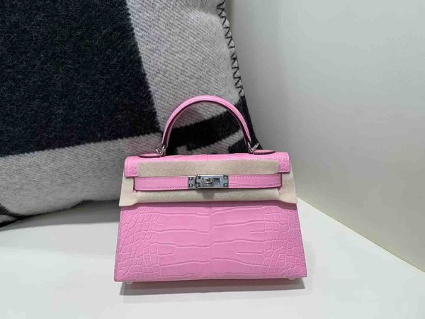 Hermès Mini Kelly II Matte Alligator Rose Sakura x Palladium Hardware