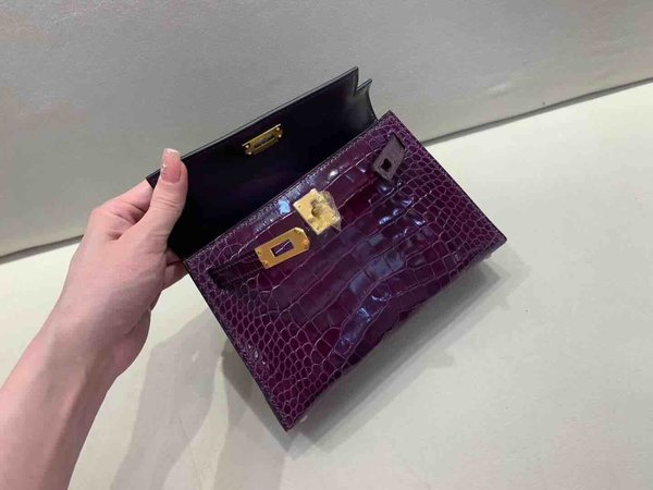 Hermès Mini Kelly II Shiny Alligator N5 Gallon Purple x Gold Hardware