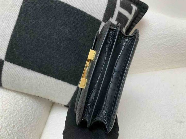 Hermès Constance 19 Matte Alligator Noir x Gold Hardware