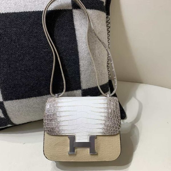 Hermès Constance 18 Himalaya Crocodile with Palladium Hardware