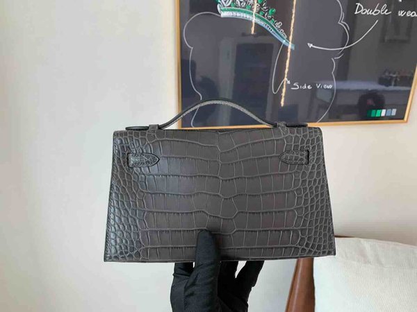 Hermès Pochette Matte Alligator Graphite (88) with Palladium Hardware