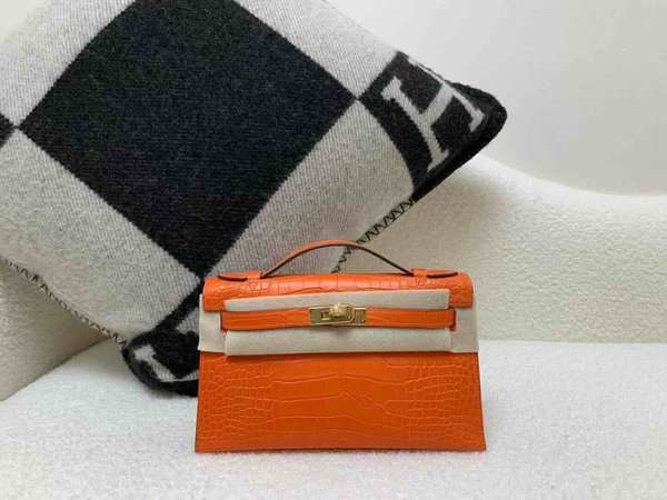 Hermès Pochette Matte Alligator Orange with Gold Hardware