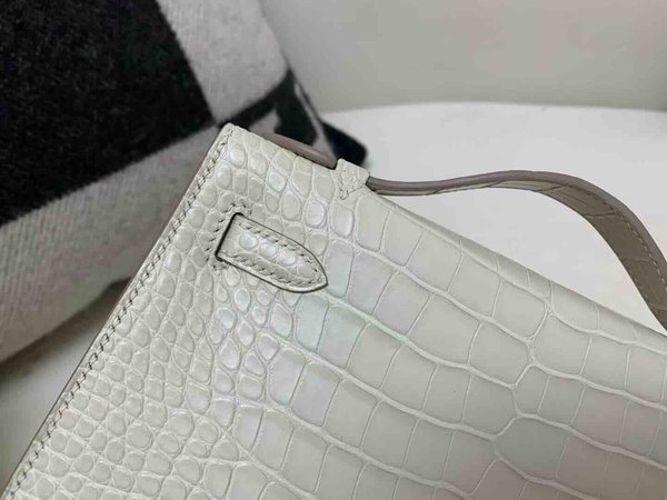 Hermès Mini Kelly I  Alligator Matte Glacier White with Palladium Hardware