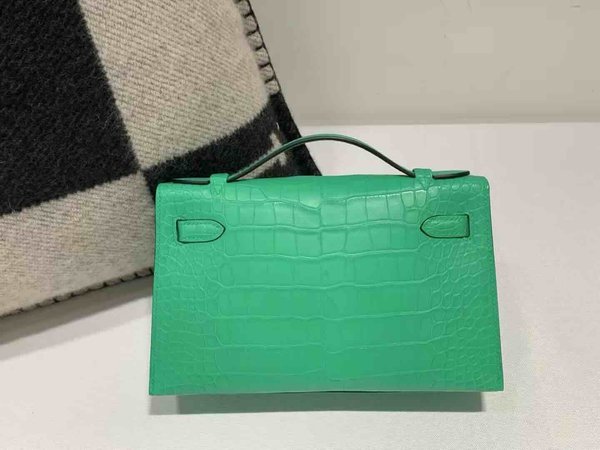 Hermès Kelly Pochette Matte Alligator Vert Jade Palladium Hardware