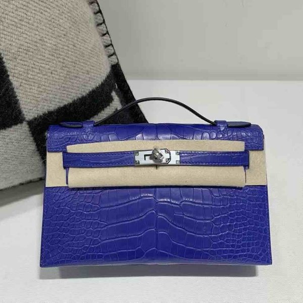 Hermès Kelly Pochette Matte Alligator Bleu Electrique Palladium Hardware