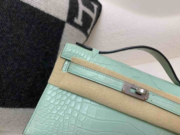 Mini Kelly I Matte Alligator Mint Green x Palladium Hardware