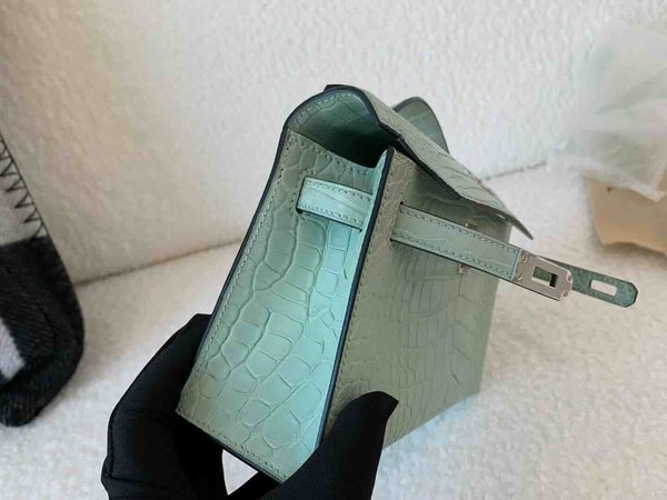 Hermès Matte Alligator Mississippiensis Mint Green (Vert Fizz) x Palladium