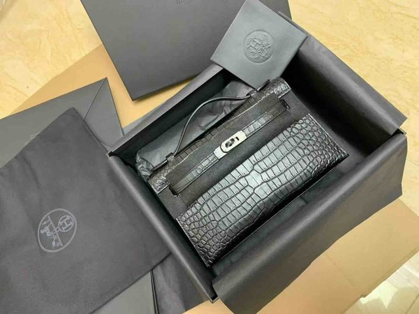 Hermès Pochette  So Black Swift Noir x Black Hardware