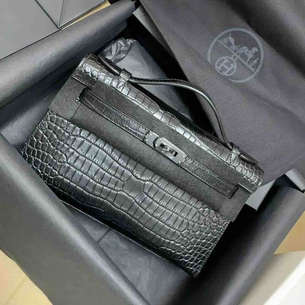 Hermès Pochette  So Black Swift Noir x Black Hardware