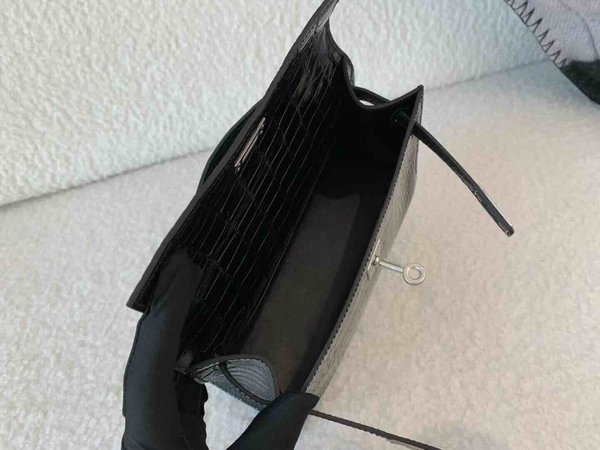 Hermès Mini Kelly I Shiny Alligator Mississippiensis Noir x Palladium Hardware