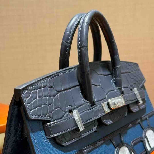 Hermès birkin20 “Maison Four Courtyard” Colors: Daylight, Night, Midnight, First Snow