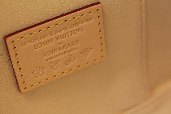 루이비통 LV x TM 베니티 체인 파우치 M13662 [매장가 455만원대]