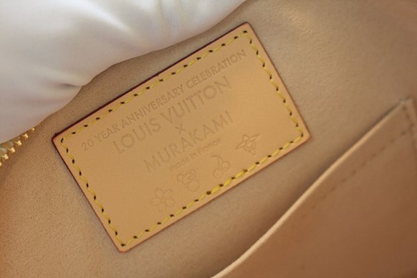 루이비통 LV x TM 알마 BB M13078 [매장가 404만원대]