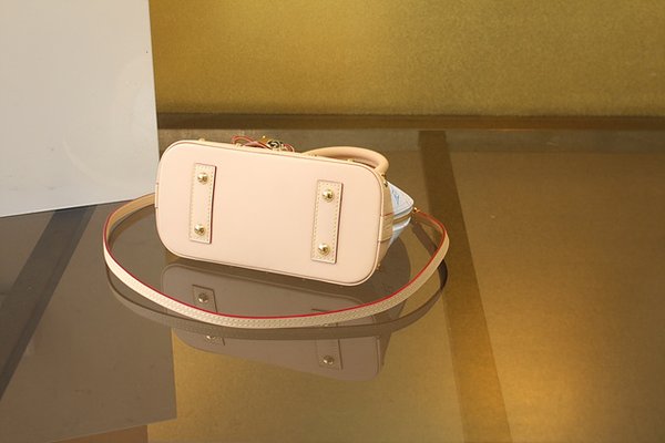 루이비통 LV x TM 알마 BB M13078 [매장가 404만원대]