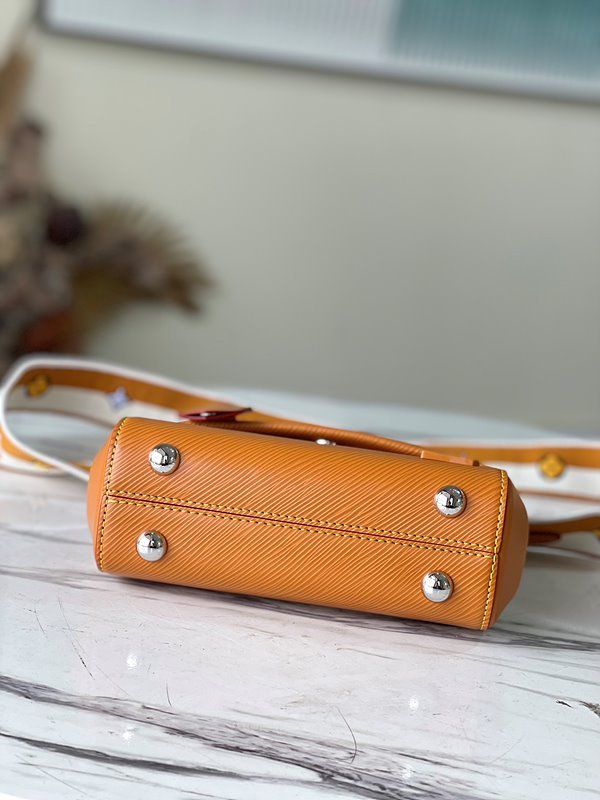 루이비통 클루니 미니백 [매장가 347만원대]