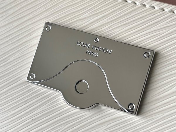 루이비통 클루니 미니백 [매장가 347만원대]