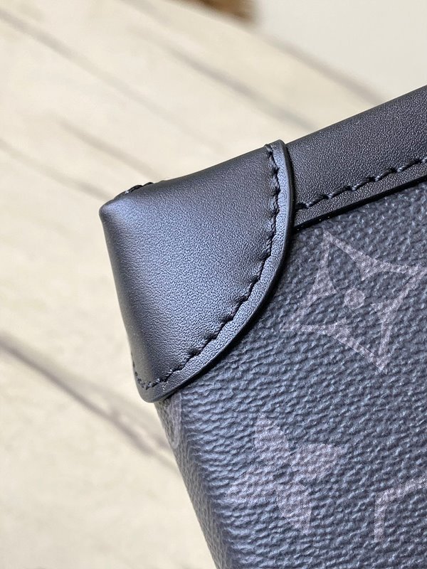 루이비통 나노 스티머 [매장가 323만원대]