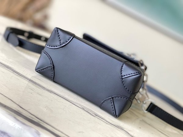 루이비통 나노 스티머 [매장가 323만원대]