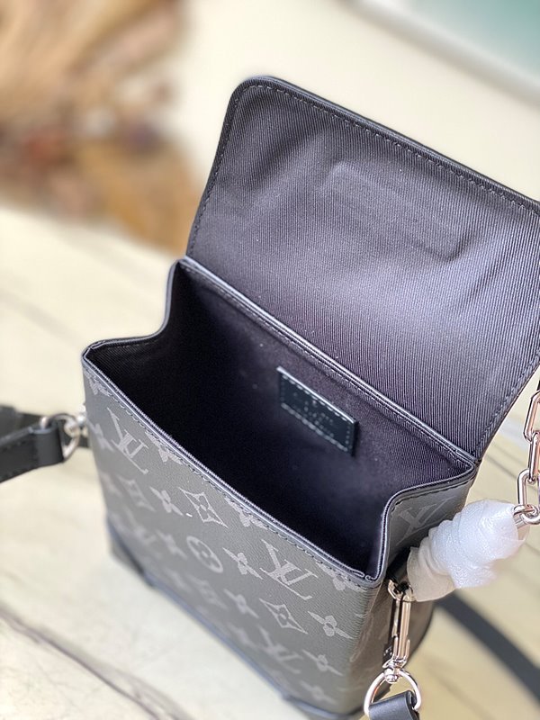 루이비통 나노 스티머 [매장가 323만원대]