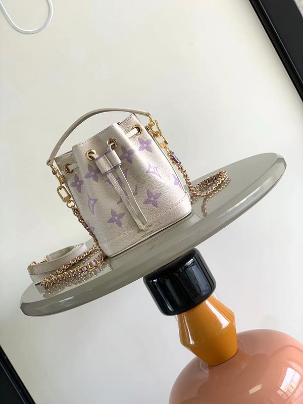 루이비통 나노 노에 [매장가 306만원대]