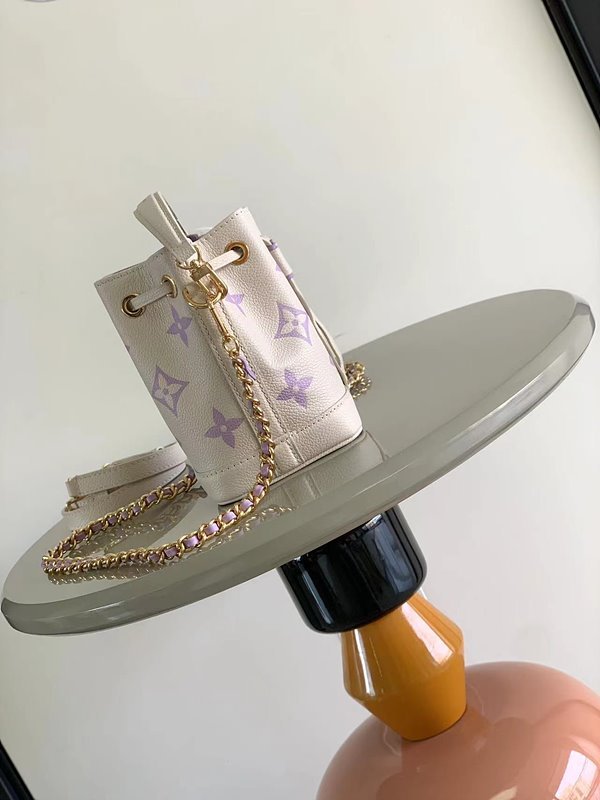 루이비통 나노 노에 [매장가 306만원대]