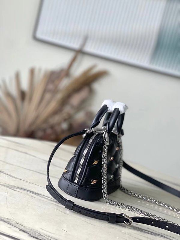 루이비통 나노 알마 말타쥬 [매장가 484만원대]