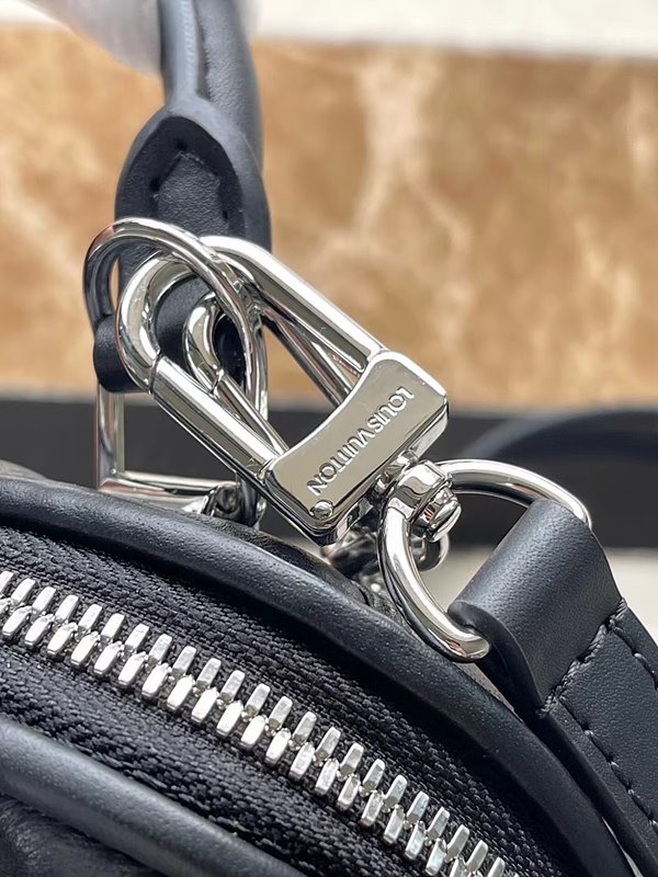 루이비통 나노 알마 말타쥬 [매장가 484만원대]